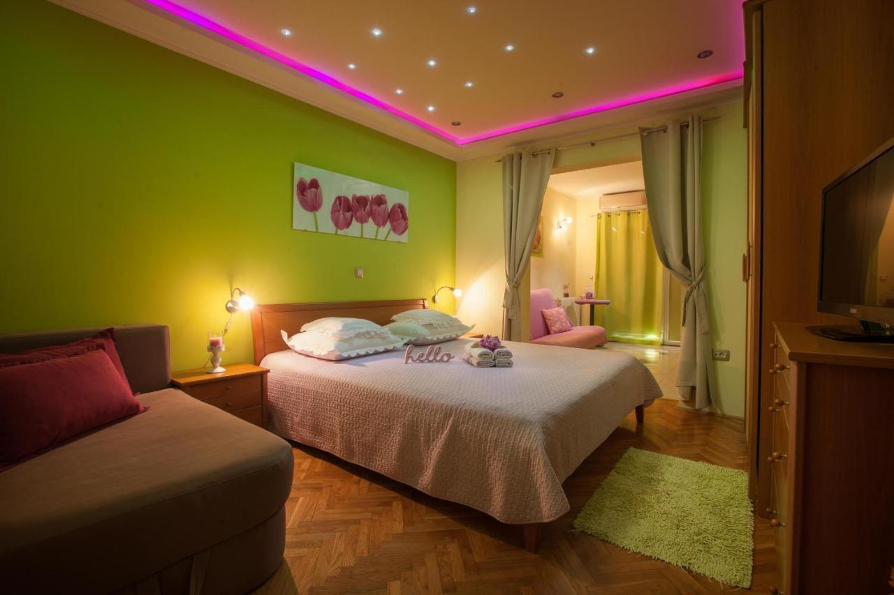 Apartments Marijan - Beachfront Tucepi Bagian luar foto